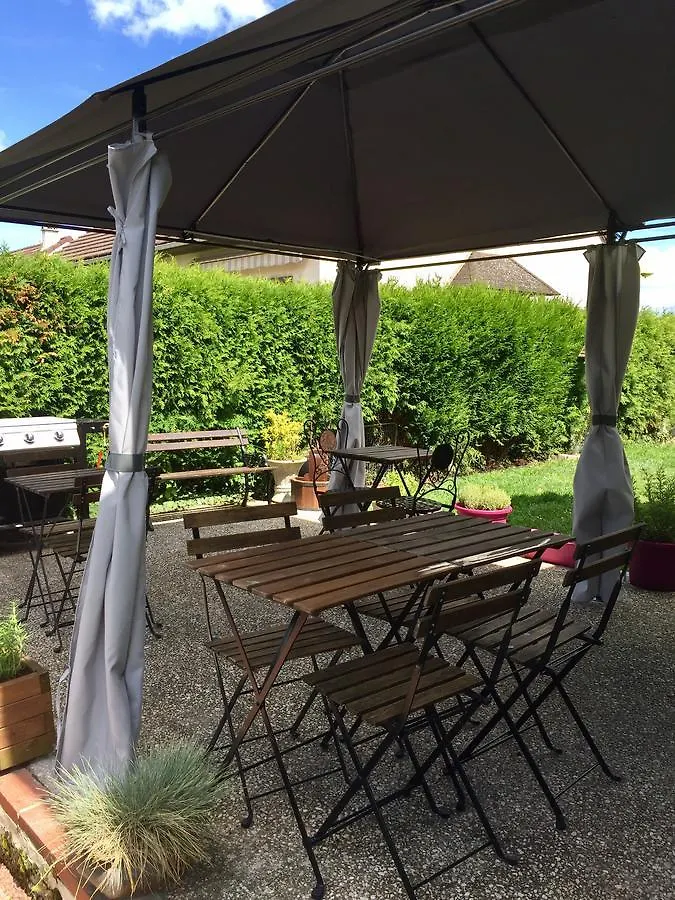 Au Nid De Tillé Bed & Breakfast